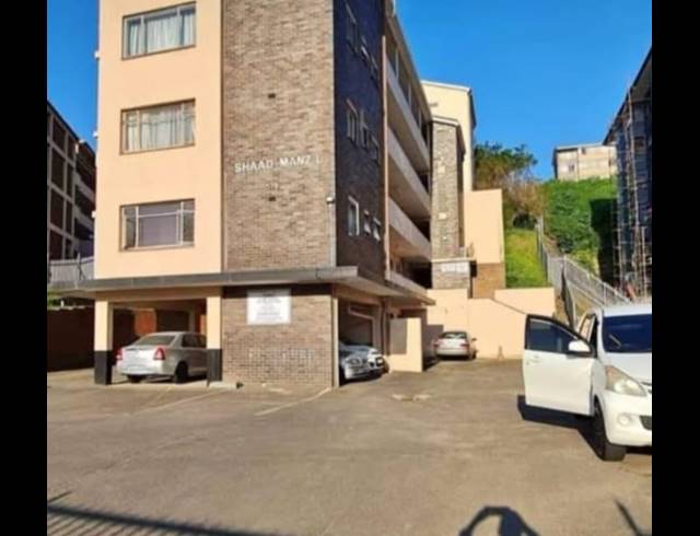 2 BEDROOM APARTMENT FOR SALE IN OVERPORT